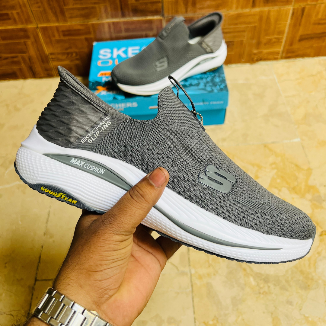 Skechers Pro Max Cushion V1 - Black