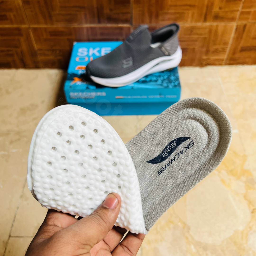 Skechers Pro Max Cushion V1 - Black