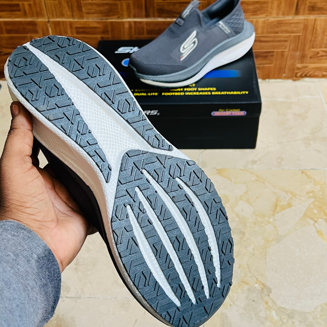 Skechers Pro Max V1 - HyperBurst Black